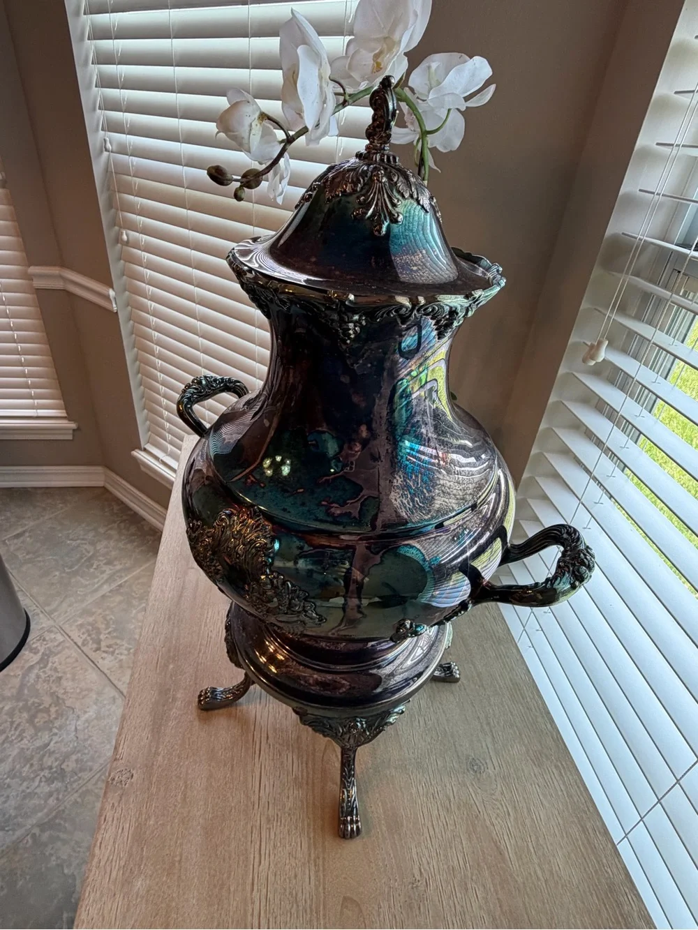 Vintage Reed & Barton King Francis Silverplate Coffee Urn 36 Cup #1660 w/Lid